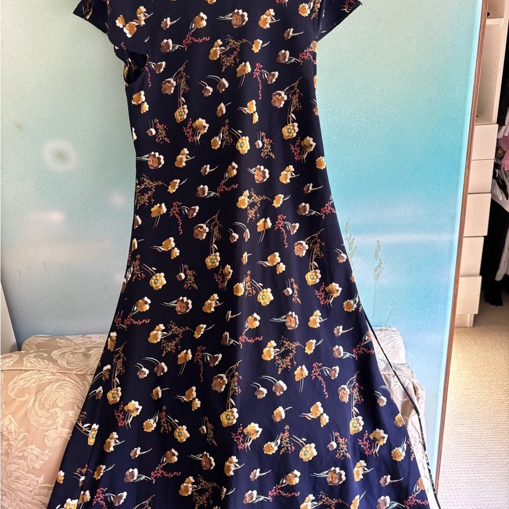 Floral Print Dress - Picture 5 of 7